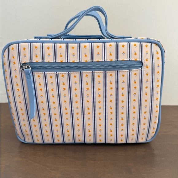 NWT • Tender Love + Carry Vintage Floral Print Hanging Travel Case Tote - Picture 4 of 10